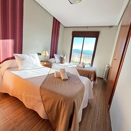 Casa Enmedio Villa Iznatoraf Luaran gambar