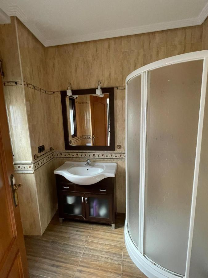 Casa Enmedio Villa Iznatoraf Luaran gambar