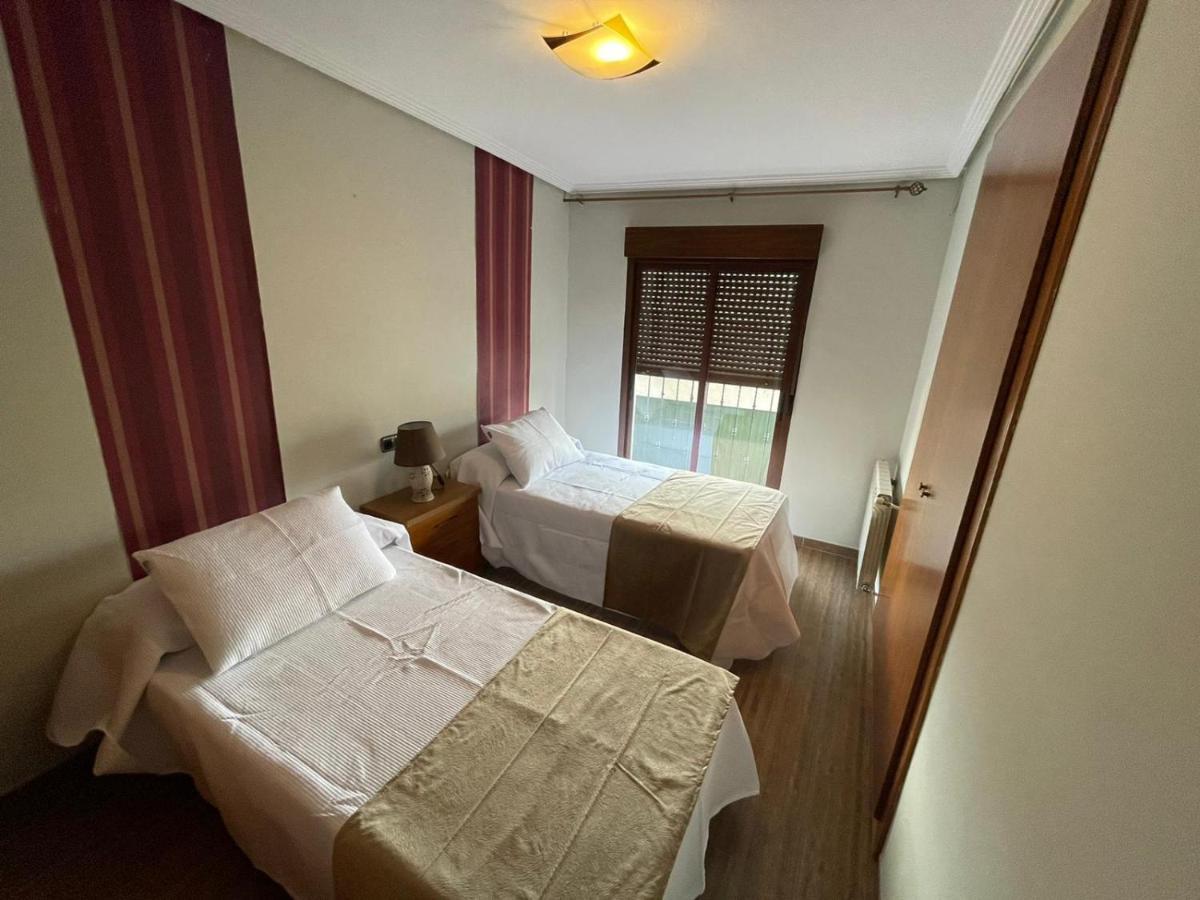 Casa Enmedio Villa Iznatoraf Luaran gambar